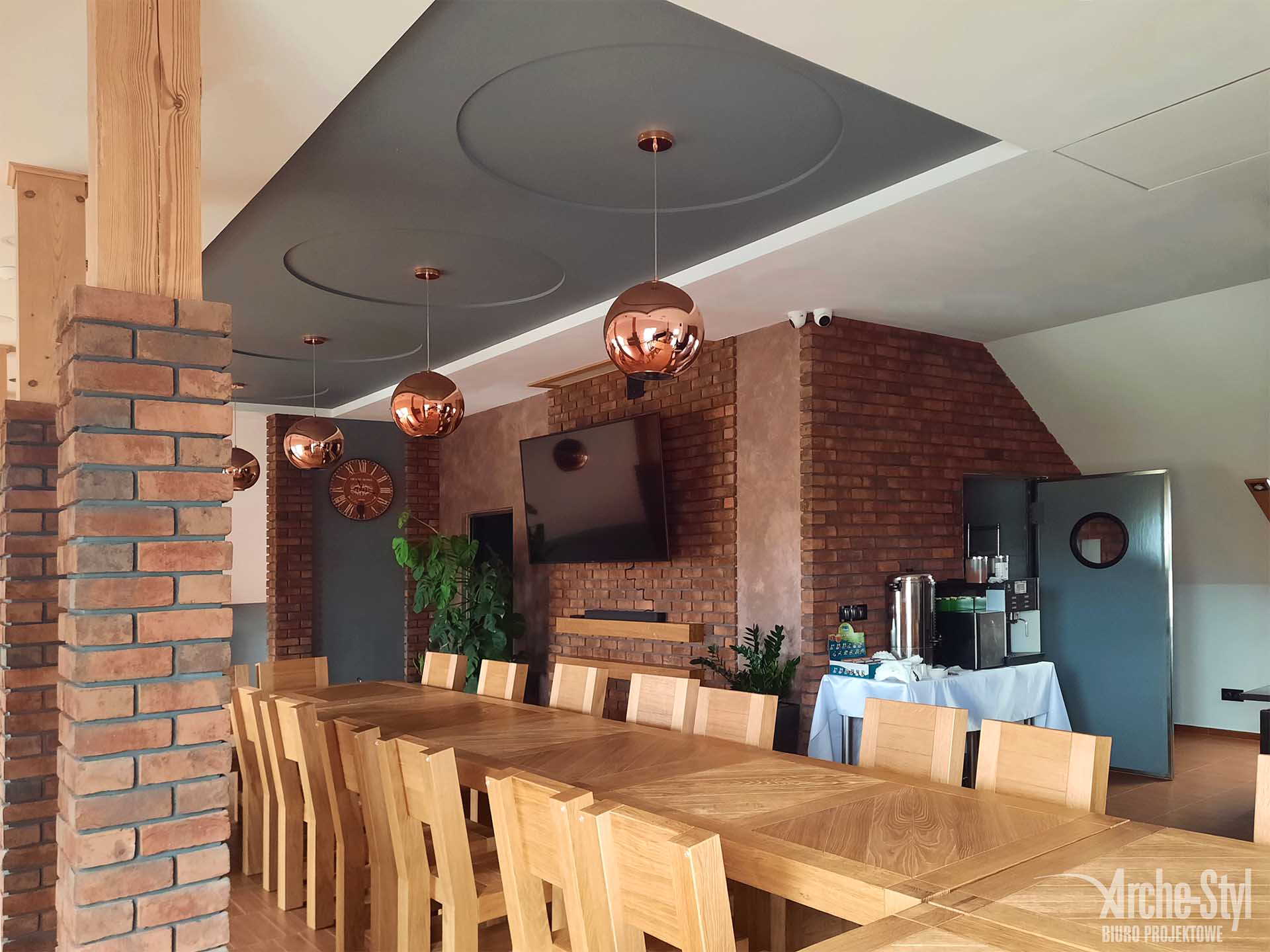 PUB